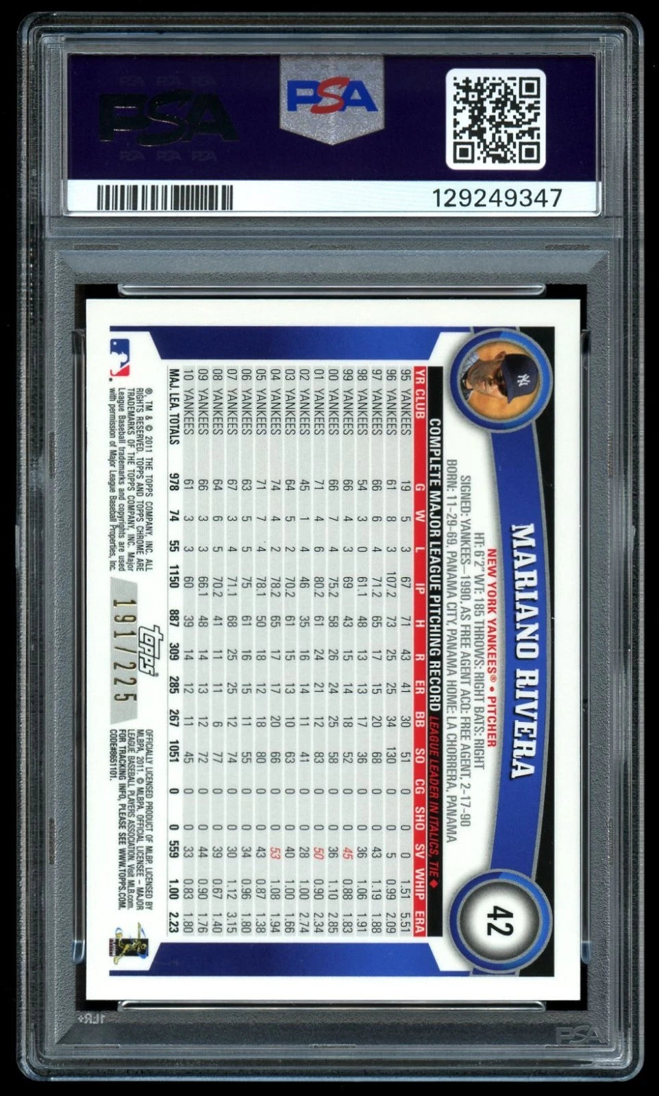 2011 Topps Chrome Atomic Refractor #42 Mariano Rivera /225 PSA 9 MINT